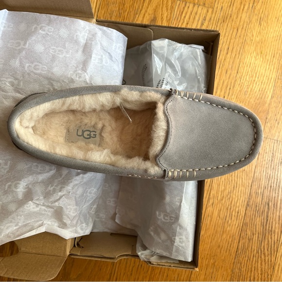 UGG Ansley suede light grey moccasin style loafers - Picture 5 of 8